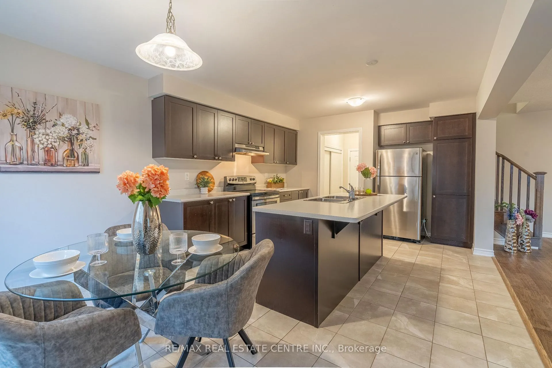 Photo 20 of 37 Blue Oak Street, Kitchener, Rosenburg — HOMEH