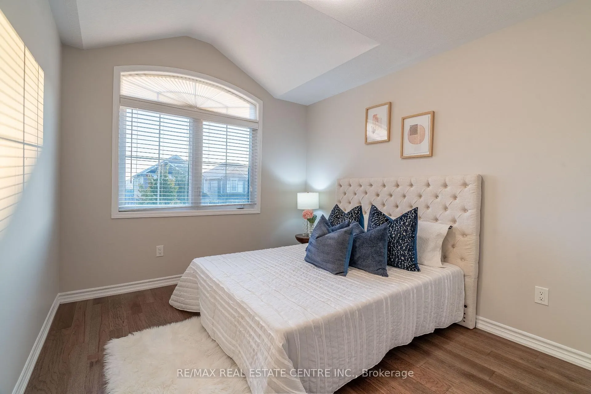 Photo 32 of 37 Blue Oak Street, Kitchener, Rosenburg — HOMEH