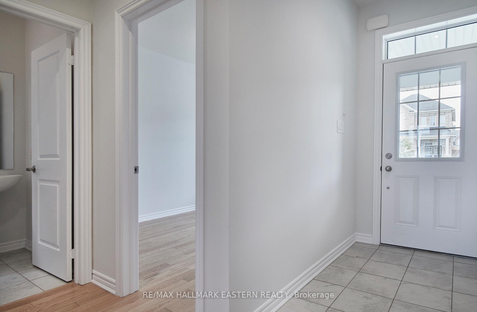 Photo 3 of 49 Northhill Avenue, Cavan Monaghan, Cavan Twp — HOMEH