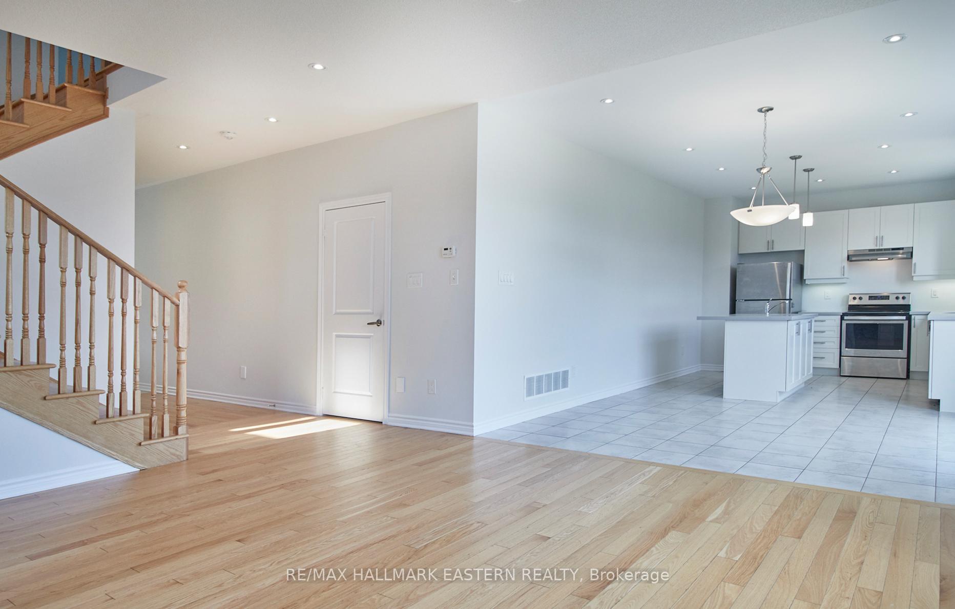 Photo 10 of 49 Northhill Avenue, Cavan Monaghan, Cavan Twp — HOMEH
