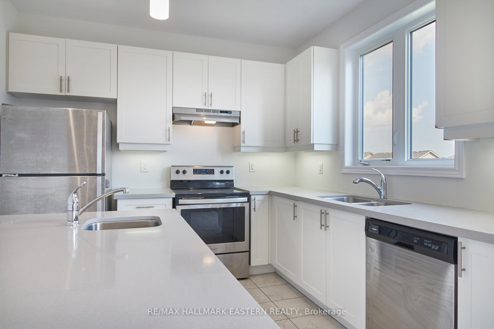 Photo 13 of 49 Northhill Avenue, Cavan Monaghan, Cavan Twp — HOMEH