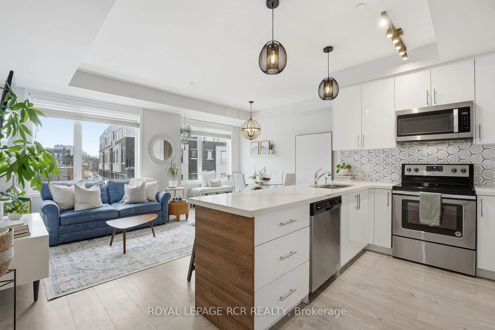 Photo 4 of Unit 36, 200 Alex Gardner Circle, Aurora, Aurora Village — HOMEH