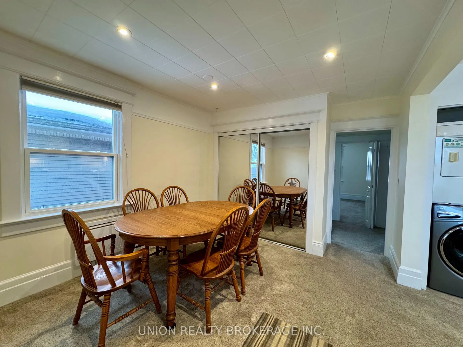 Photo 4 of Unit Upper, 35 Hambly Avenue, Toronto, The Beaches — HOMEH