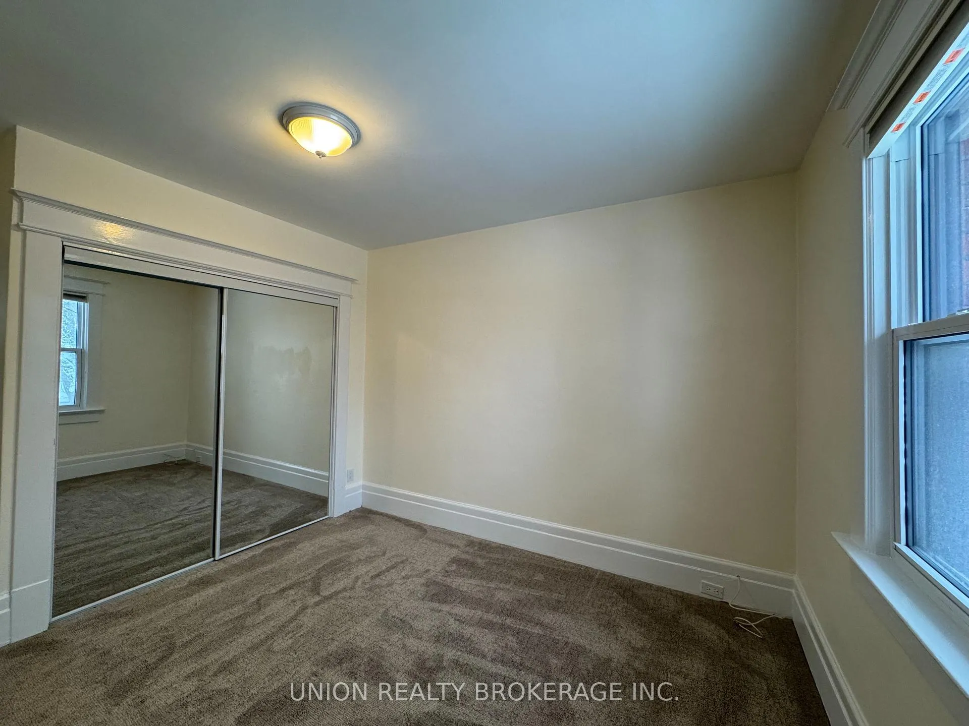 Photo 12 of Unit Upper, 35 Hambly Avenue, Toronto, The Beaches — HOMEH