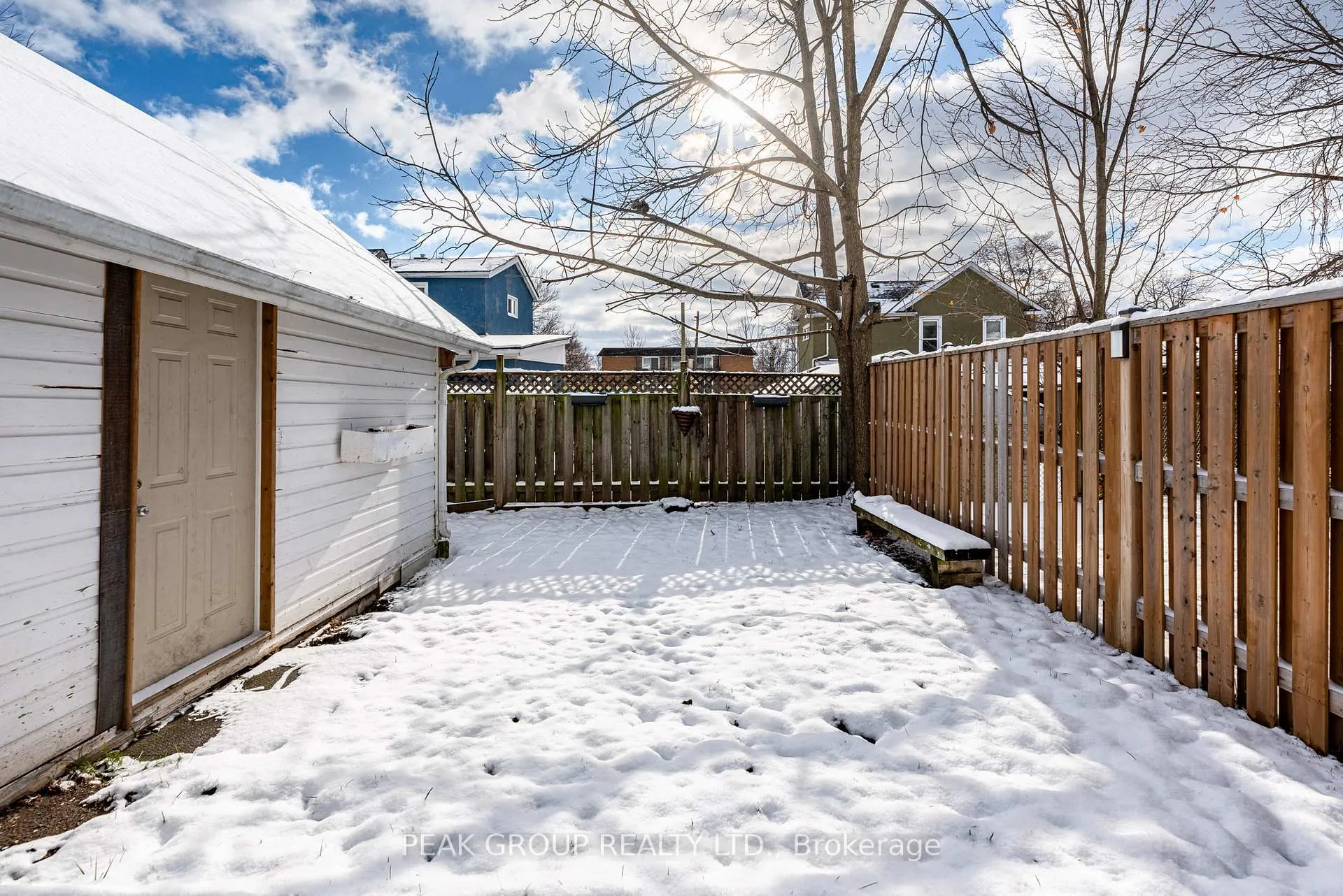 Photo 25 of 65 Elgin Street E, Welland, Prince Charles — HOMEH