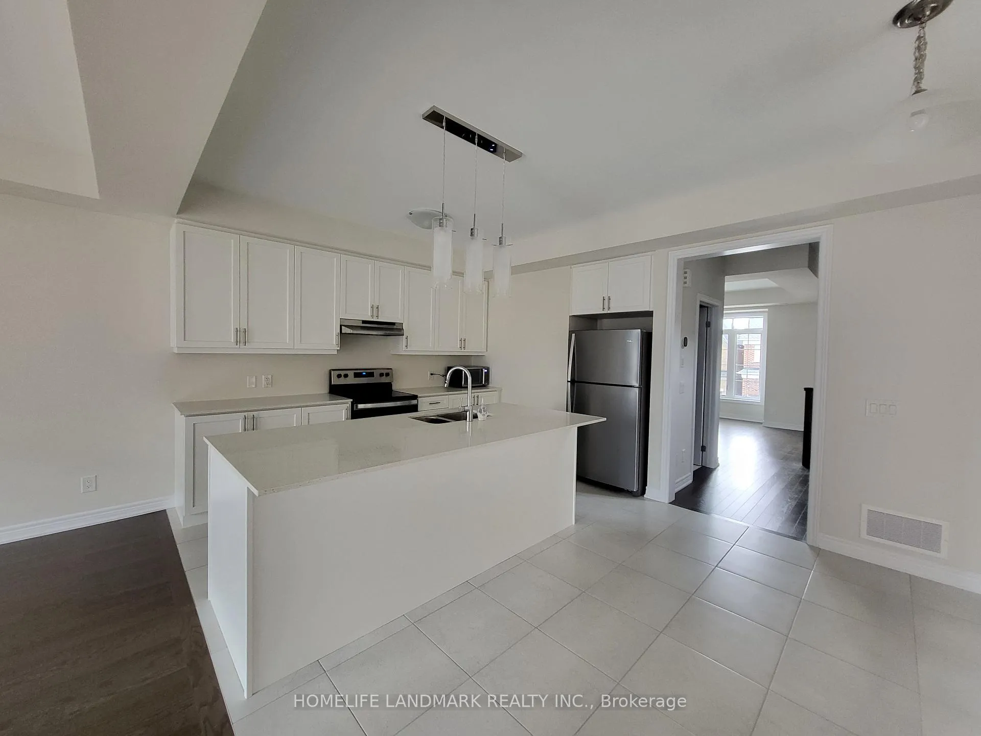 Photo 6 of 33 Gillivary Drive, Whitby, Rural Whitby — HOMEH
