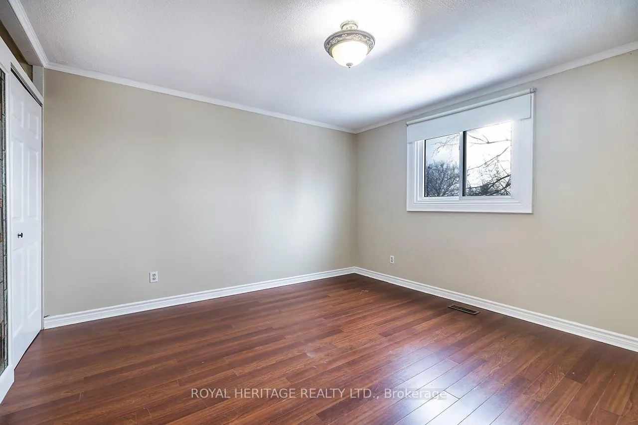 Photo 8 of Unit Main, 520 Capilano Court, Oshawa, Donevan — HOMEH