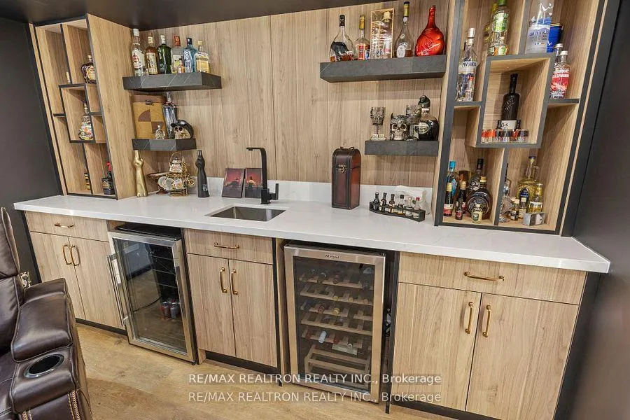 Photo 20 of 20 Harper Way, Markham, Aileen-Willowbrook — HOMEH