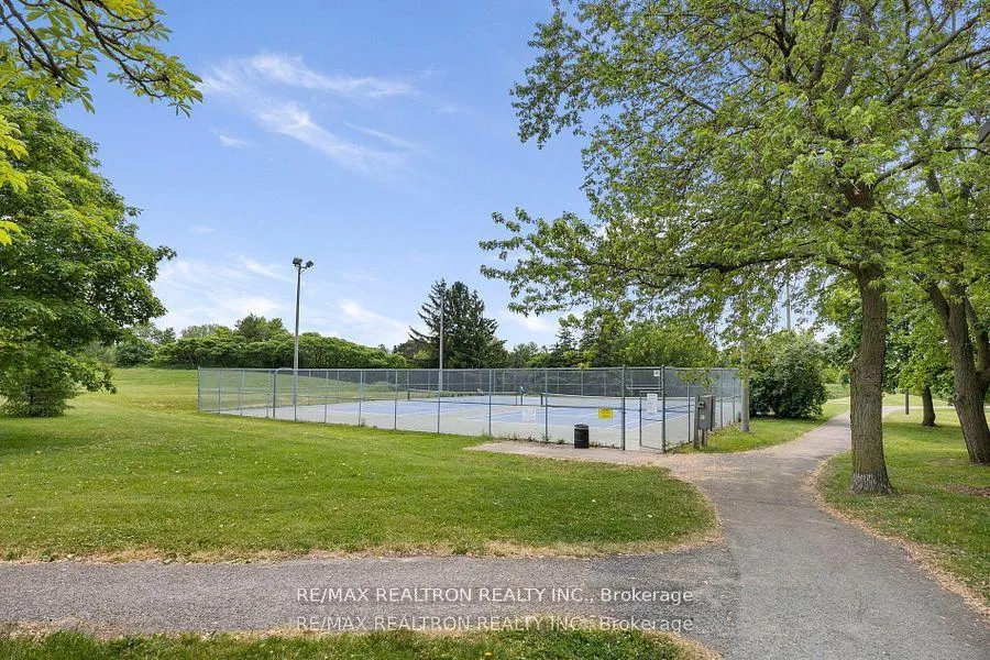 Photo 36 of 20 Harper Way, Markham, Aileen-Willowbrook — HOMEH