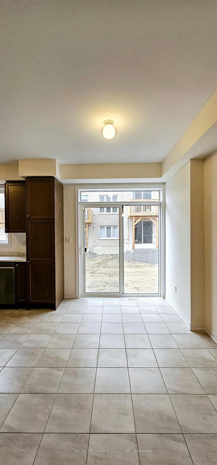 Photo 16 of 1004 Crowsnest Hollow, Pickering, Rural Pickering — HOMEH