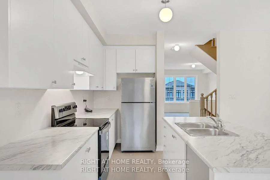Photo 14 of 2650 Delphinium Trail, Pickering, Rural Pickering — HOMEH