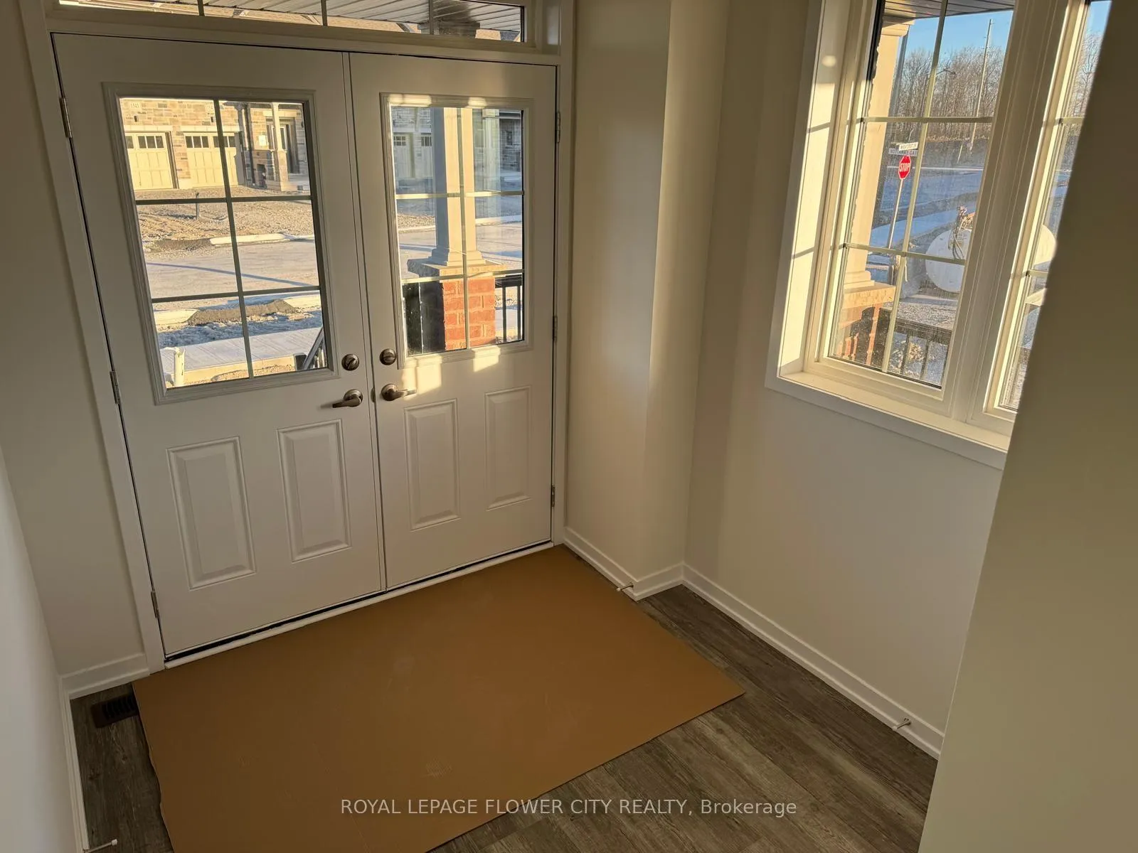 Photo 5 of 1545 Wheatcroft Drive, Oshawa, Kedron — HOMEH
