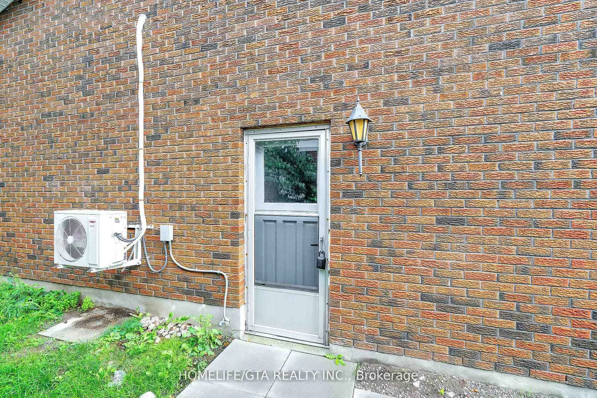 Photo 3 of Unit Basement, 821 Ferndale Street, Oshawa, Northglen — HOMEH