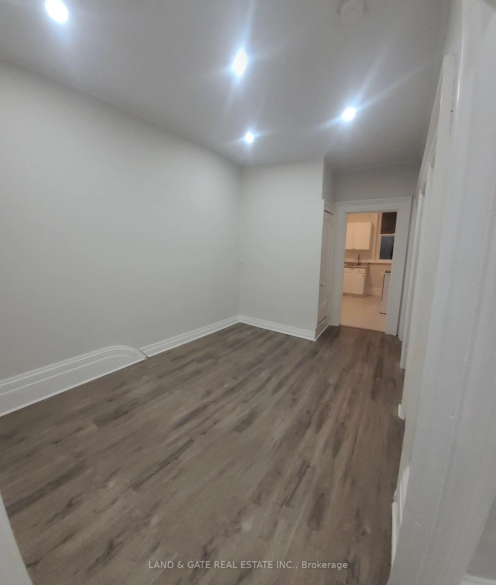Photo 5 of Unit 1, 47 King Street E, Clarington, Bowmanville — HOMEH