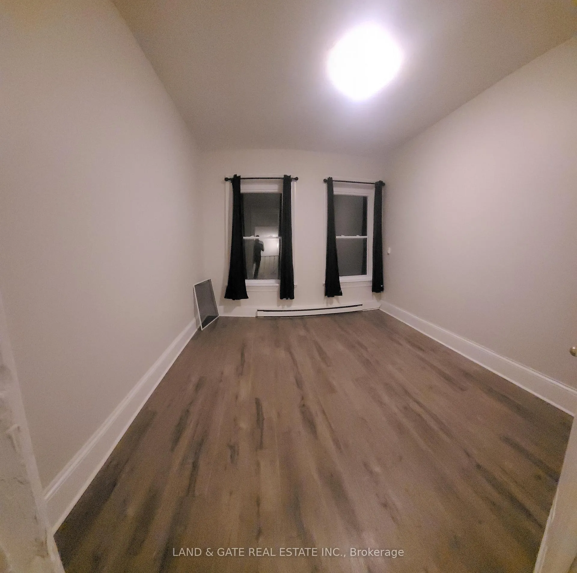 Photo 10 of Unit 1, 47 King Street E, Clarington, Bowmanville — HOMEH