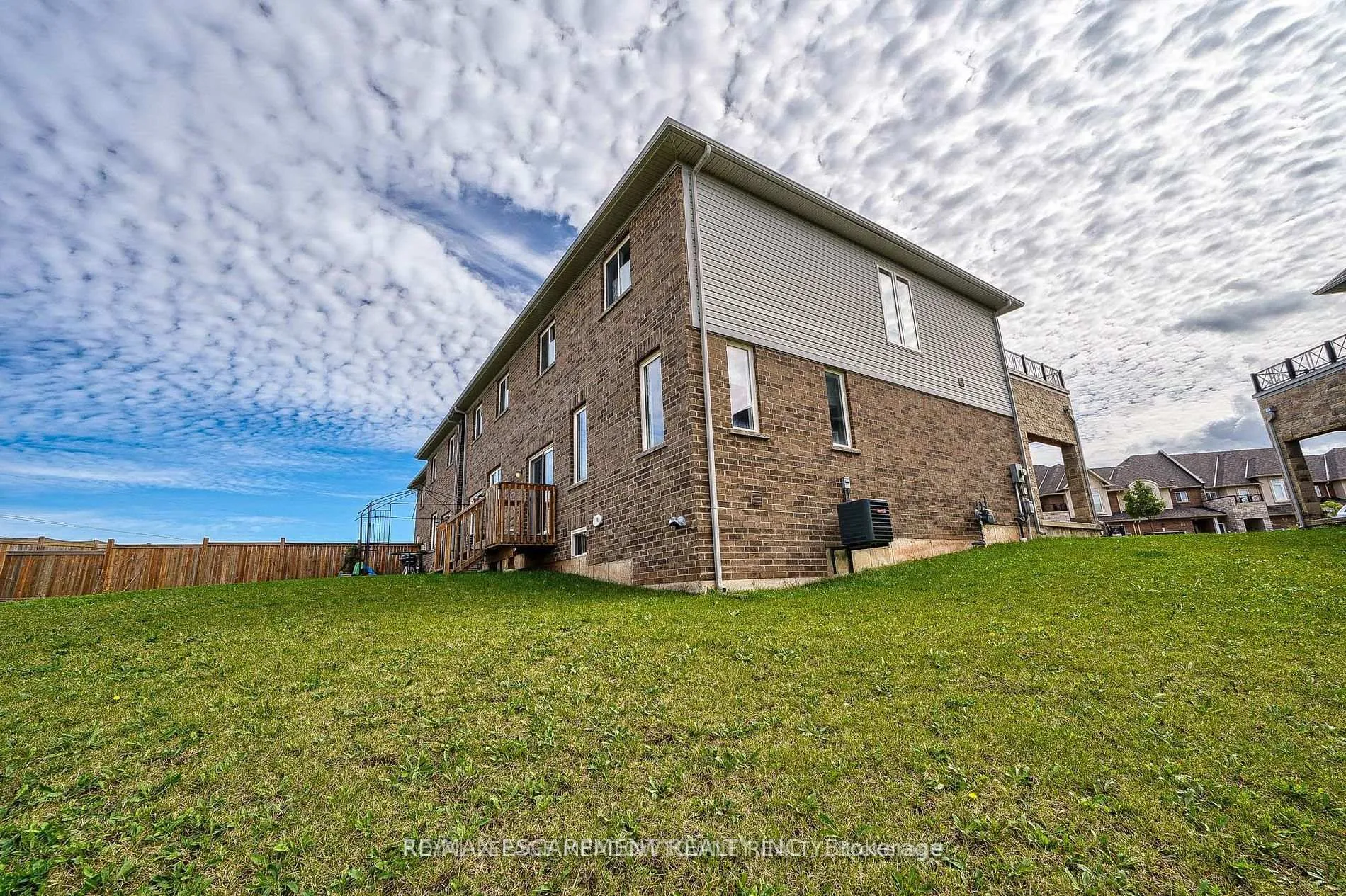 Photo 38 of 17 Pinot Crescent, Hamilton, Winona — HOMEH