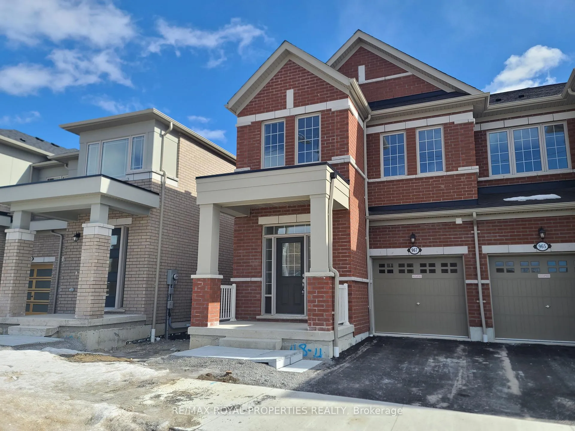Front of 967 Elizabeth Mackenzie Drive