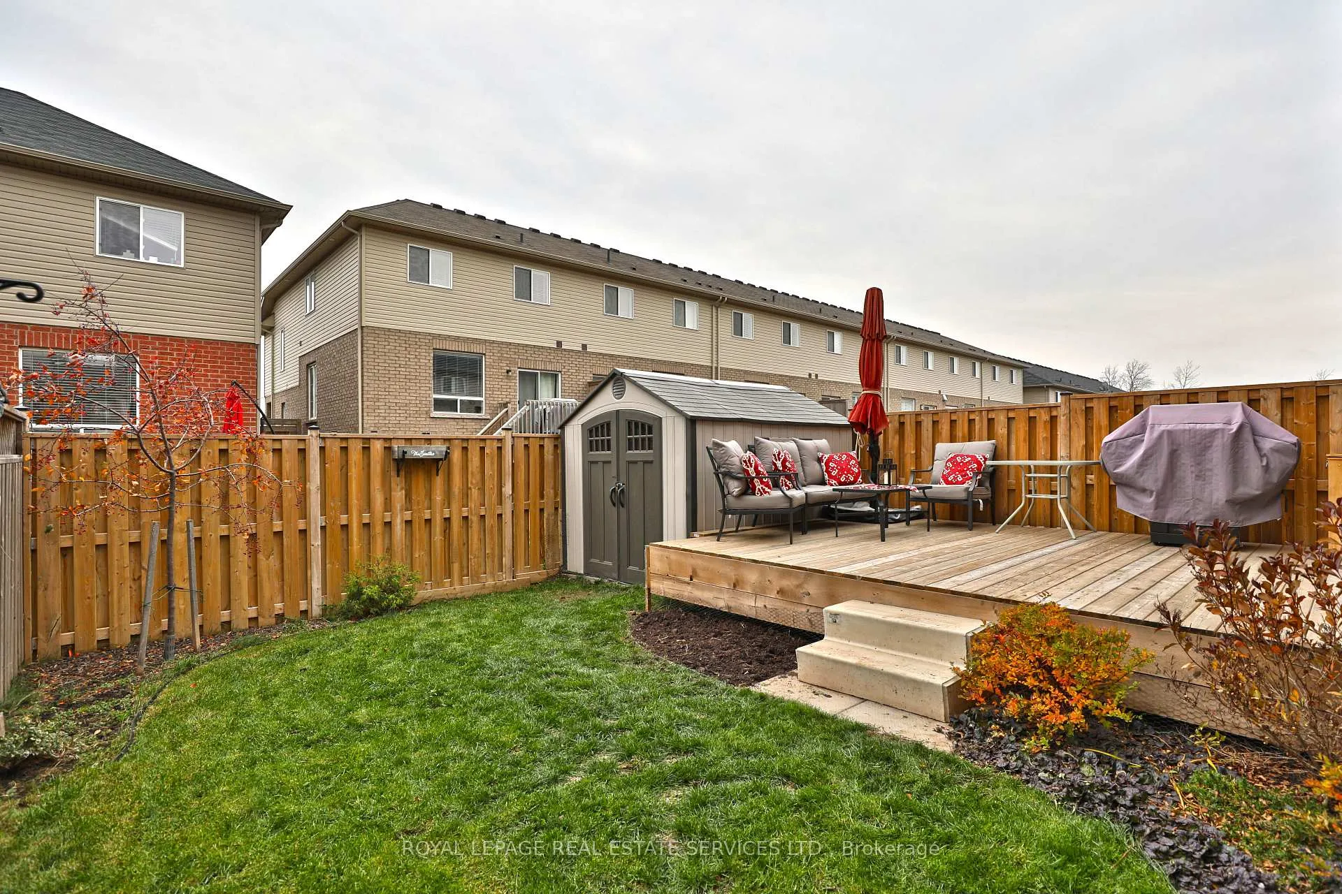 Photo 14 of 90 Palacebeach Trail, Hamilton, Stoney Creek — HOMEH