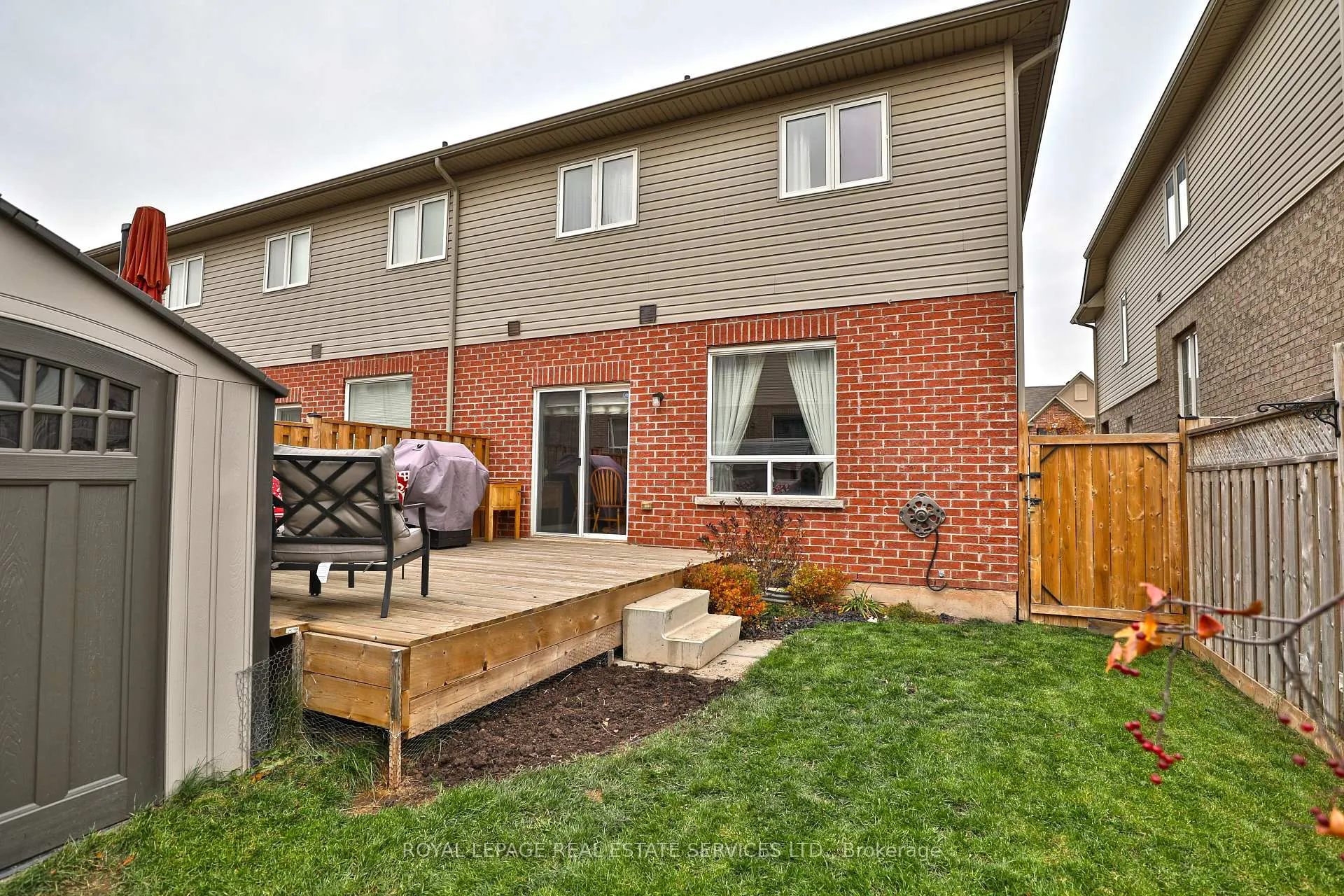 Photo 15 of 90 Palacebeach Trail, Hamilton, Stoney Creek — HOMEH