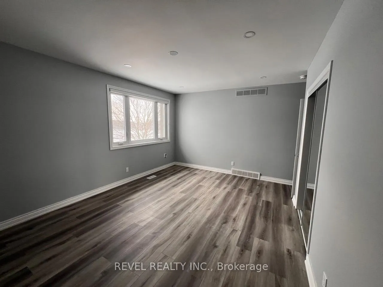 Photo 20 of 10207 Guelph Line, Milton, Campbellville — HOMEH