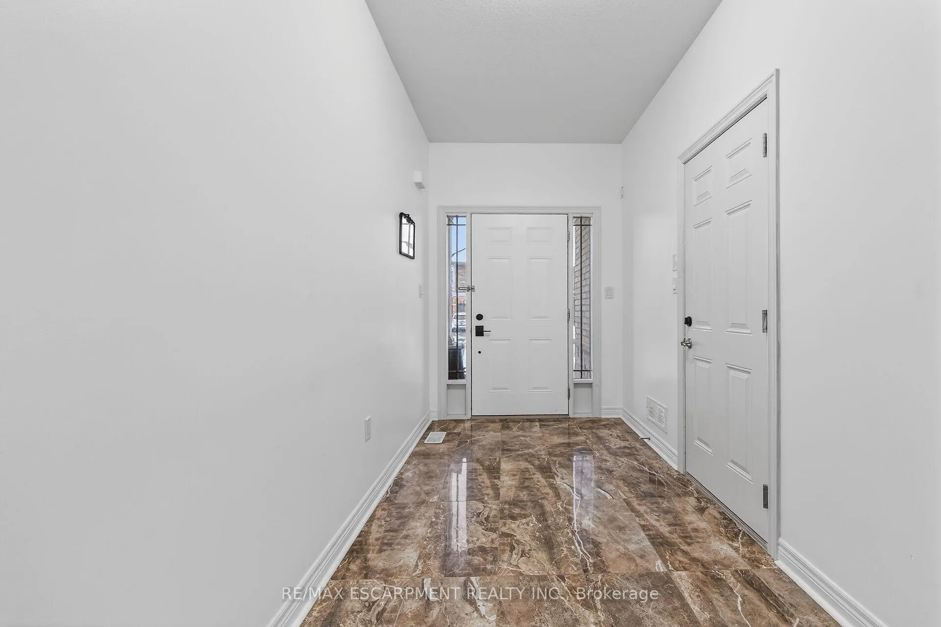 Photo 7 of 63 Chamomile Drive, Hamilton, Eleanor — HOMEH