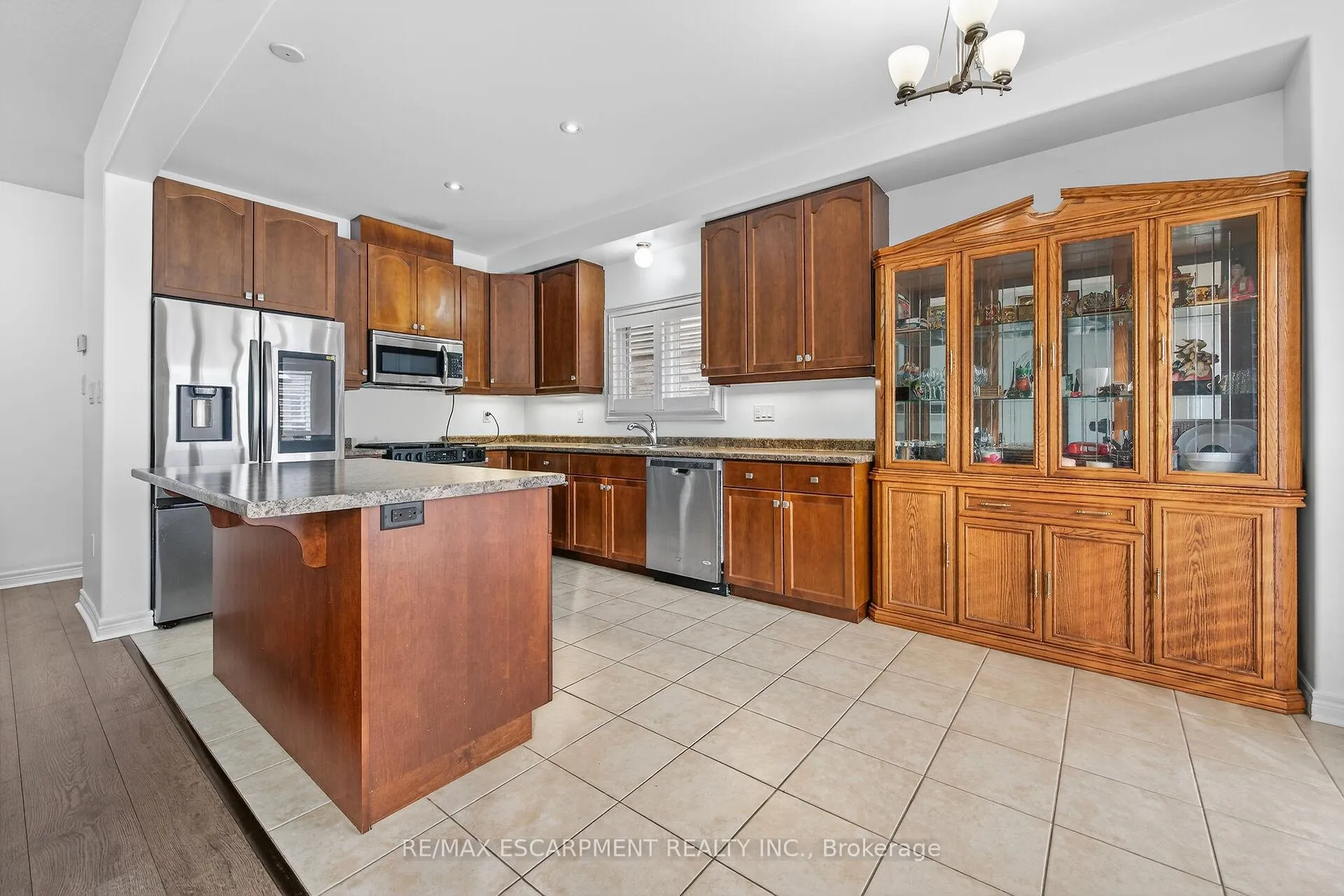 Photo 14 of 63 Chamomile Drive, Hamilton, Eleanor — HOMEH