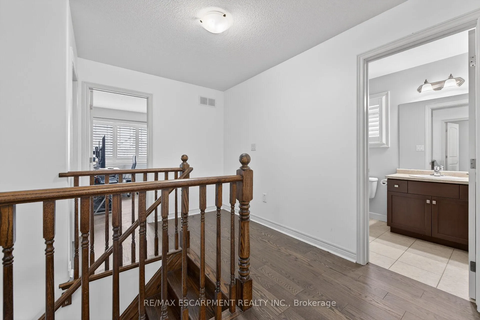 Photo 24 of 63 Chamomile Drive, Hamilton, Eleanor — HOMEH