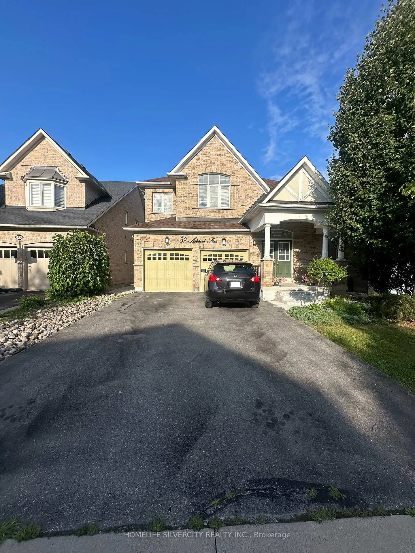 Front of Unit BSMNT, 39 Arband Avenue