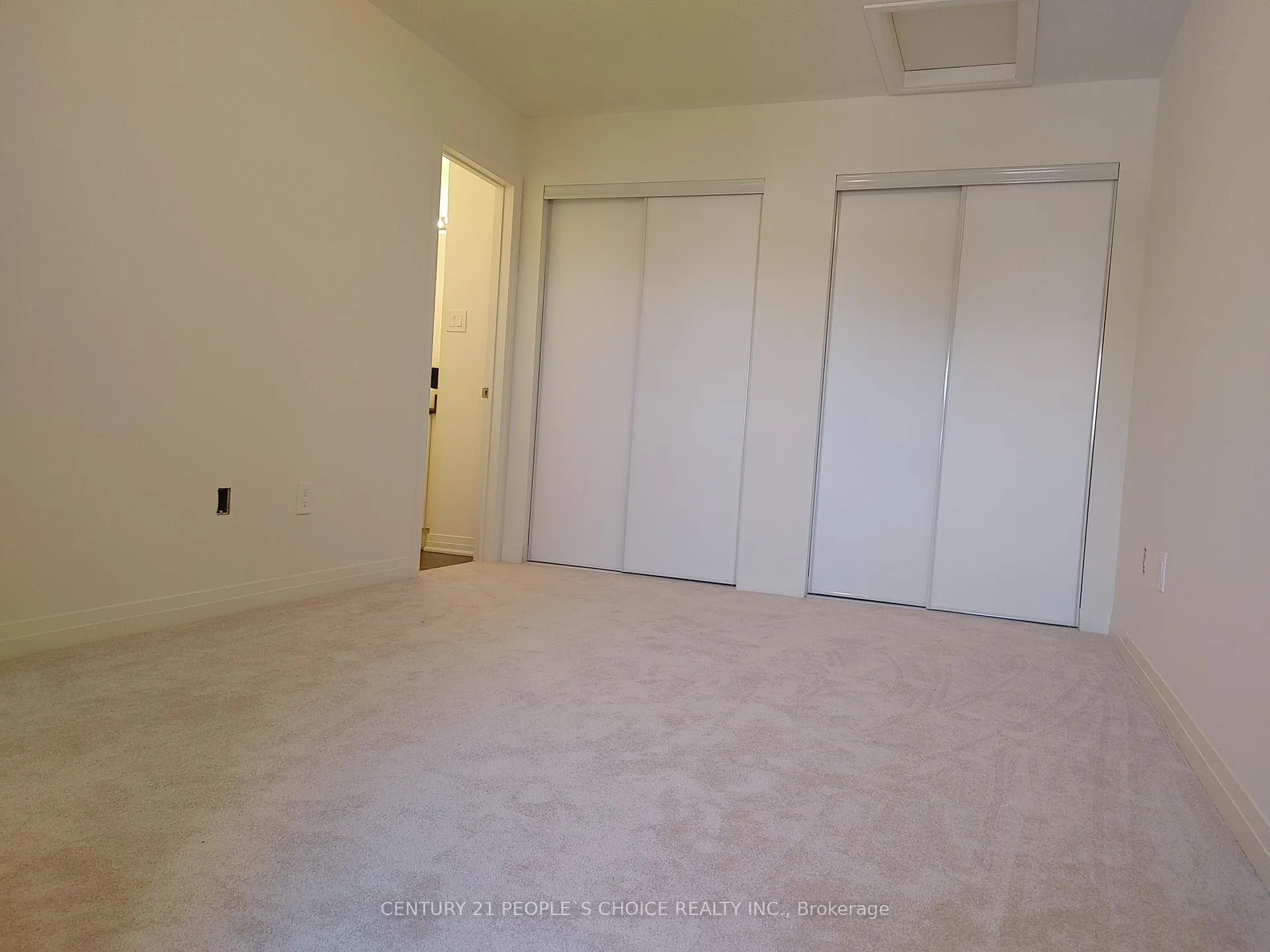 Photo 11 of 204 Lord Elgin Lane, Clarington, Bowmanville — HOMEH