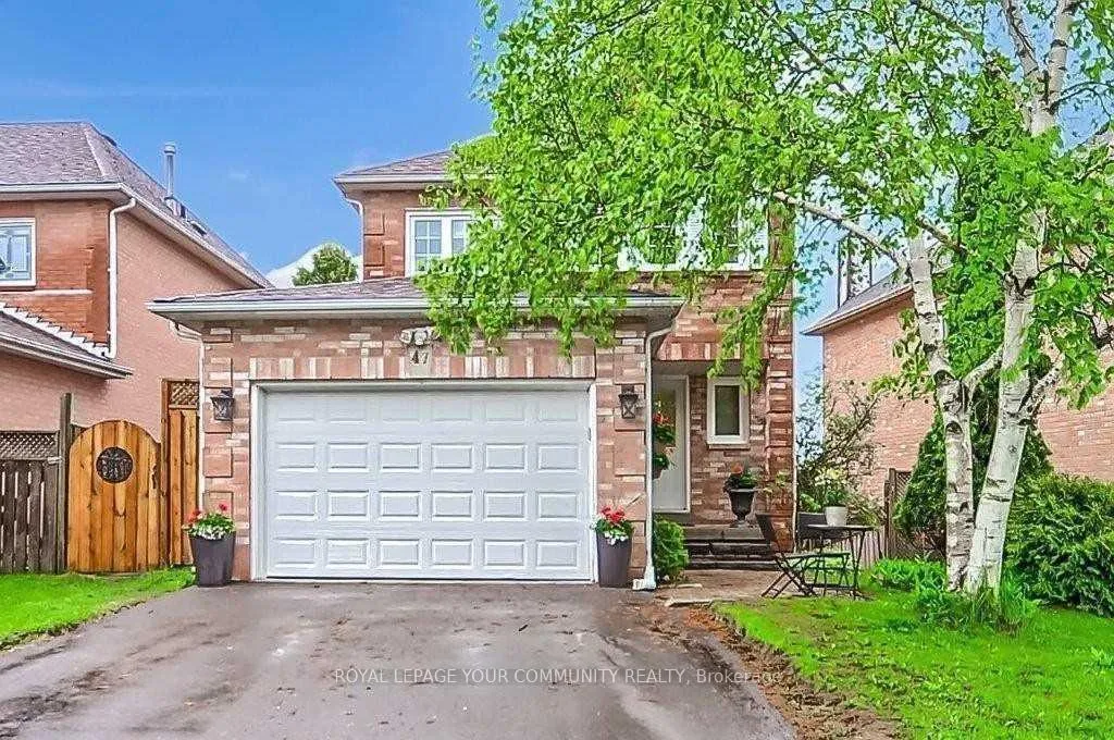Photo 1 of 47 Chiswick Crescent, Aurora, Aurora Highlands — HOMEH
