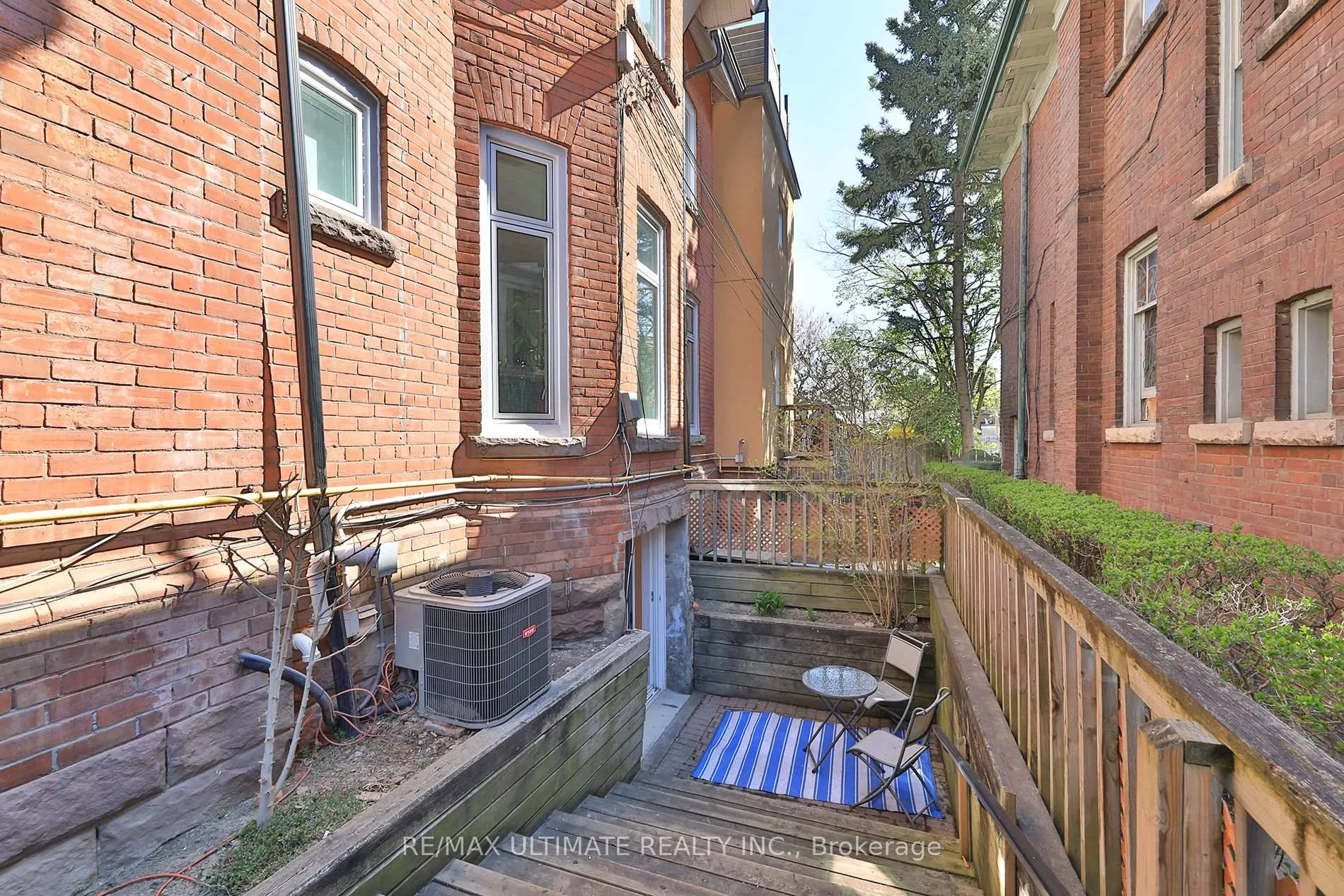 Photo 3 of Unit Basement, 229 Rusholme Road S, Toronto, Dufferin Grove — HOMEH