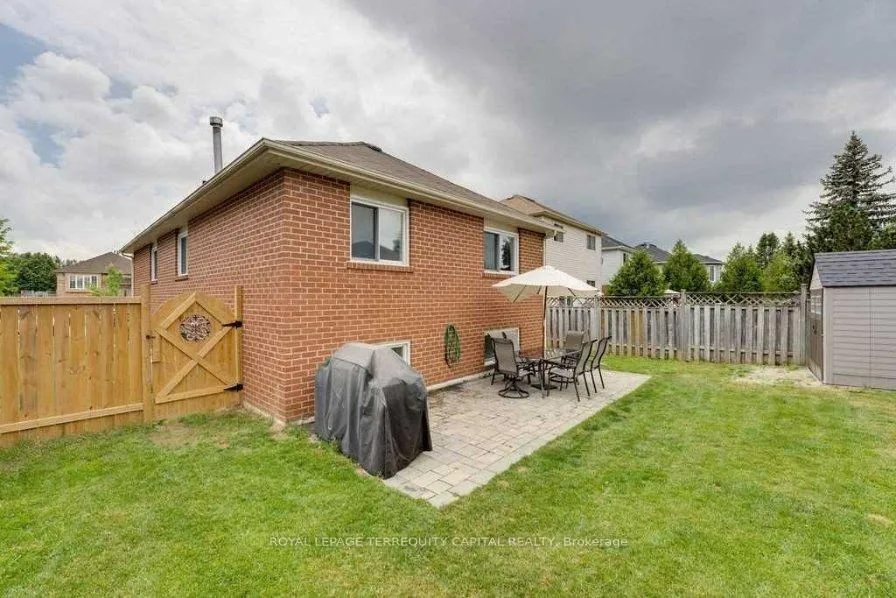 Photo 12 of Unit Upper, 10 Ingram Court, Barrie, Painswick North — HOMEH