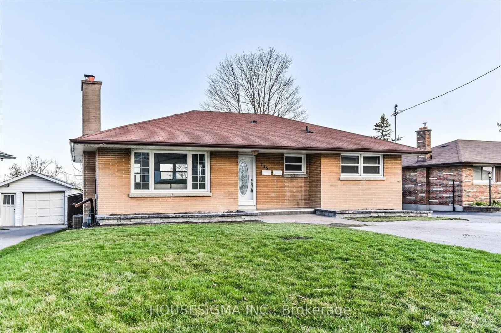 Front of Unit Basement, 735 Tennyson Avenue
