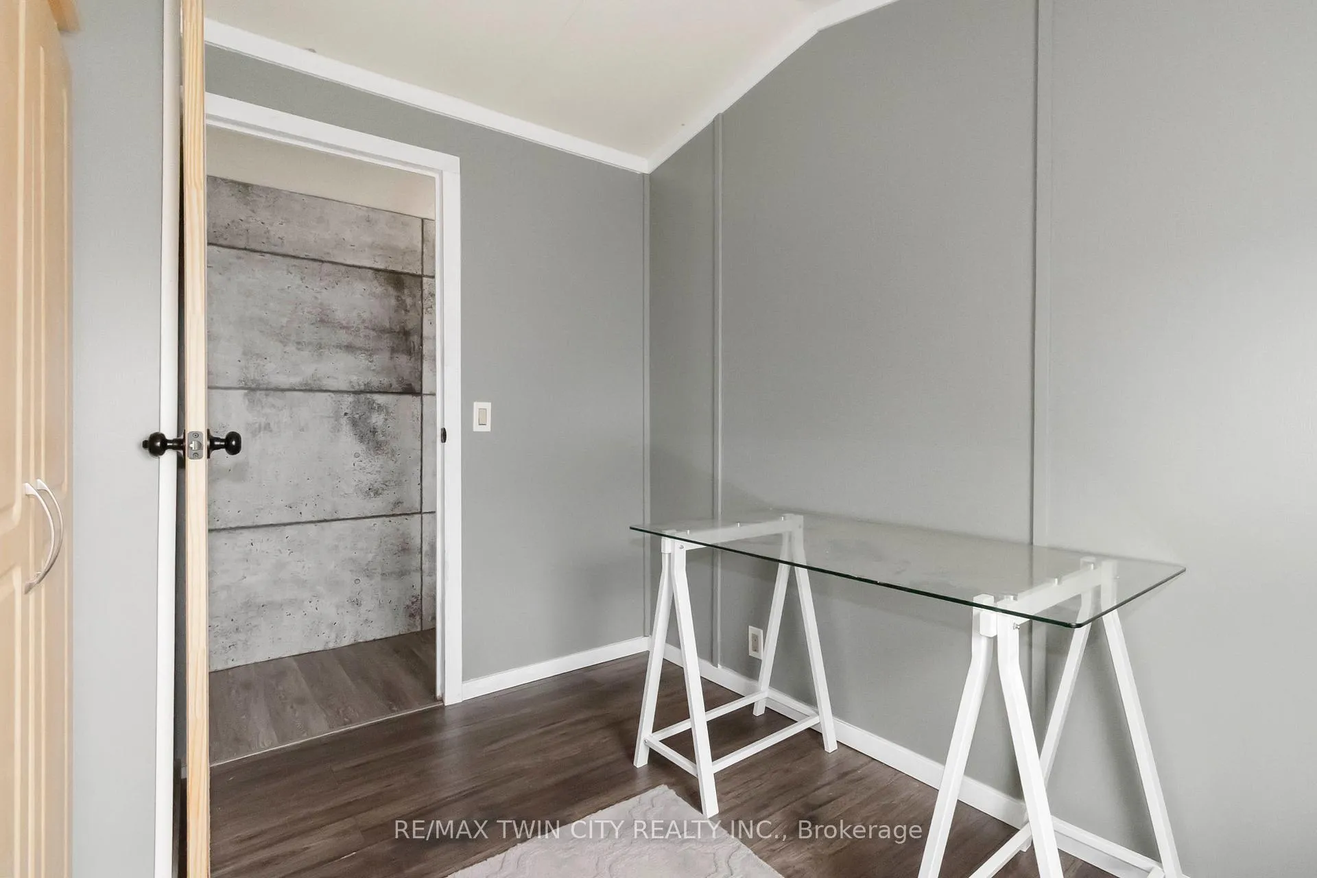 Photo 9 of Unit 243, 99 Fourth Concession Road, Brant, Burford — HOMEH