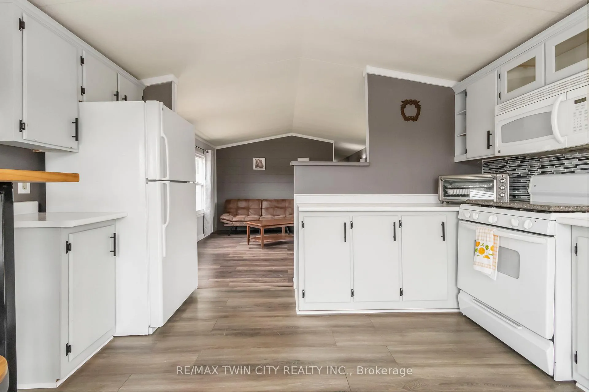 Photo 16 of Unit 243, 99 Fourth Concession Road, Brant, Burford — HOMEH