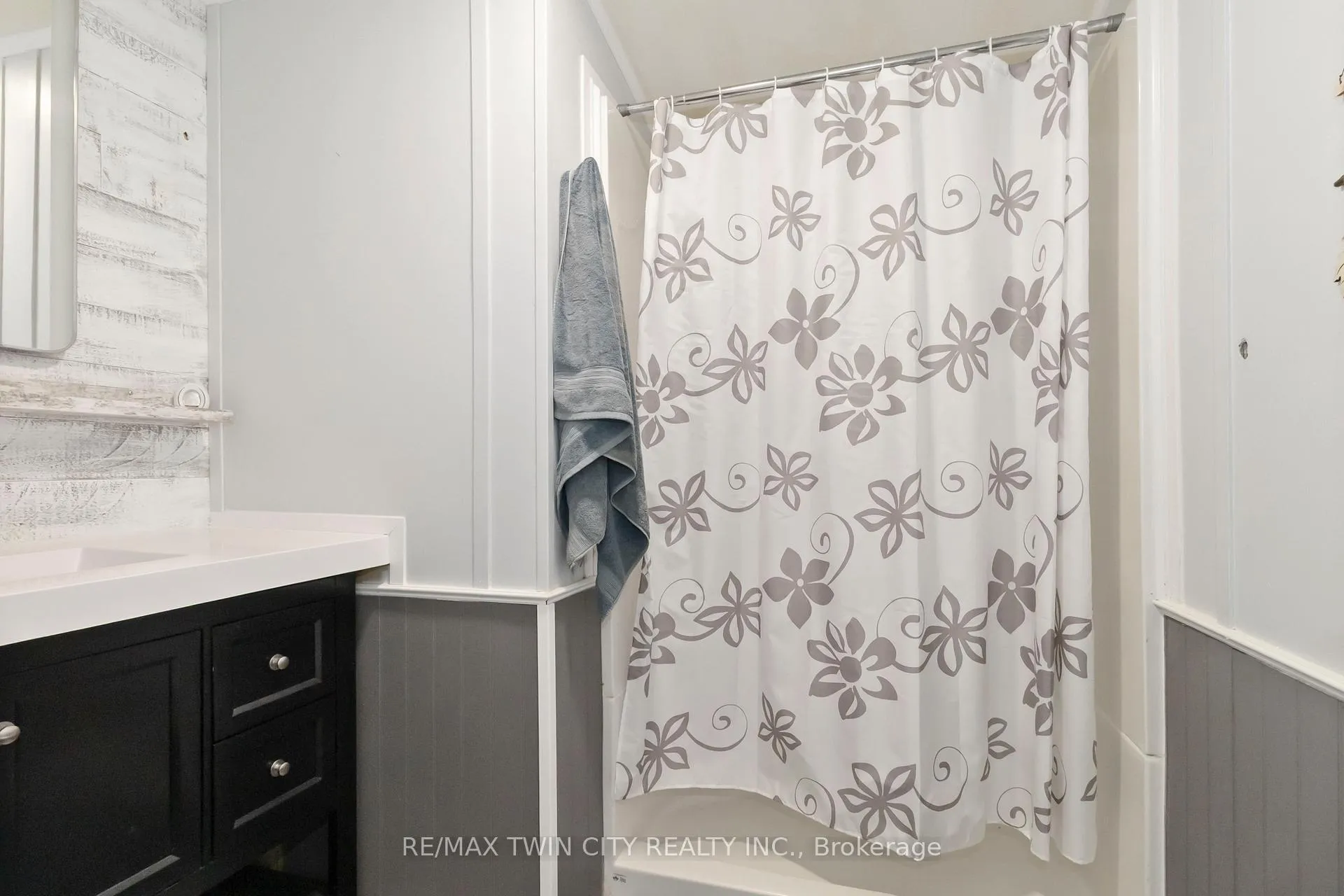 Photo 23 of Unit 243, 99 Fourth Concession Road, Brant, Burford — HOMEH