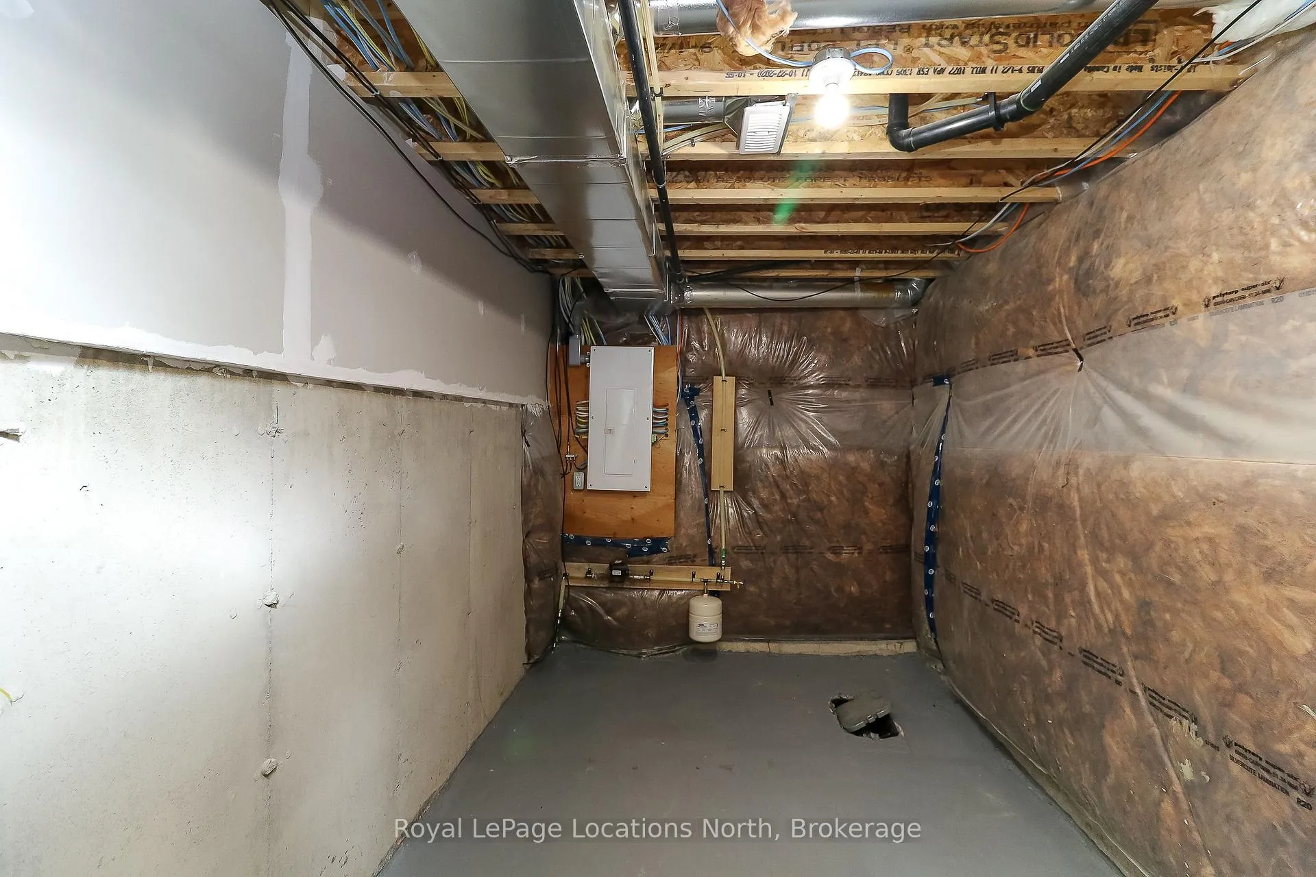 Photo 38 of 114 Stonebrook Way, Grey Highlands — HOMEH
