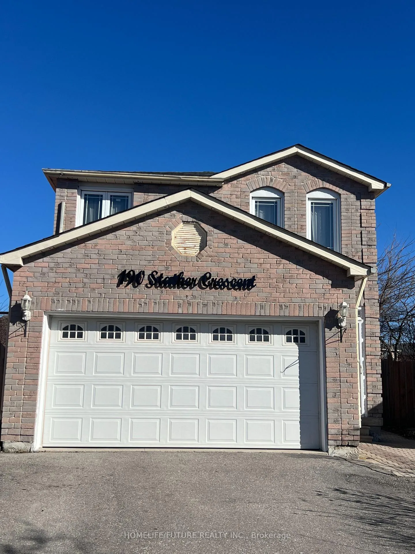 Photo 2 of 190 Stather Crescent, Markham, Milliken Mills East — HOMEH