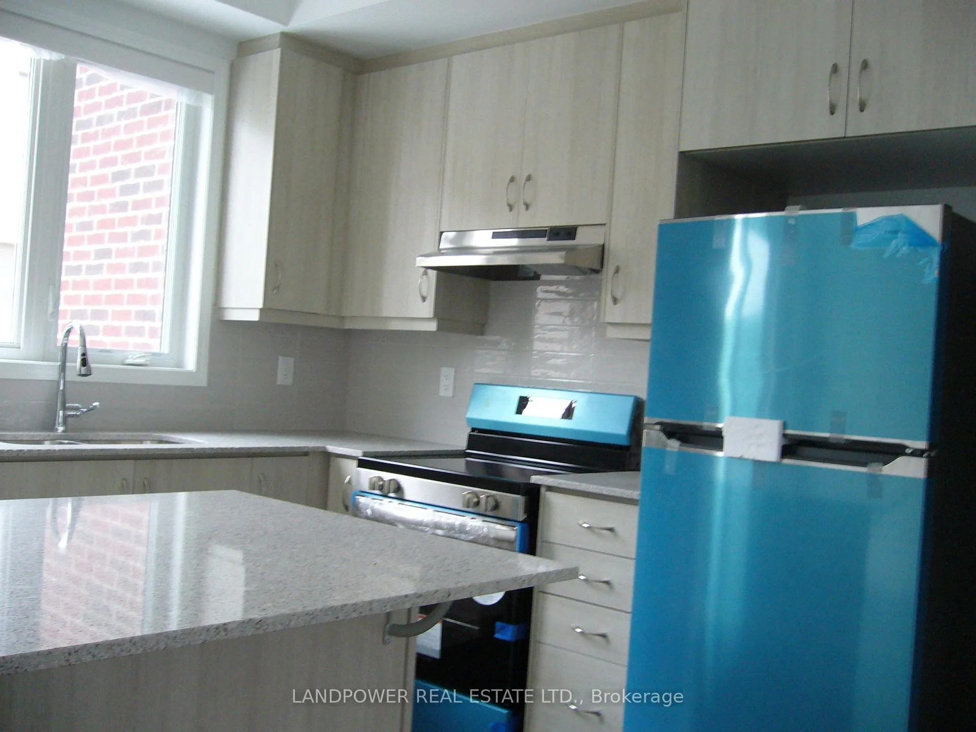 Photo 11 of 6 Avani Avenue, Markham, Rural Markham — HOMEH