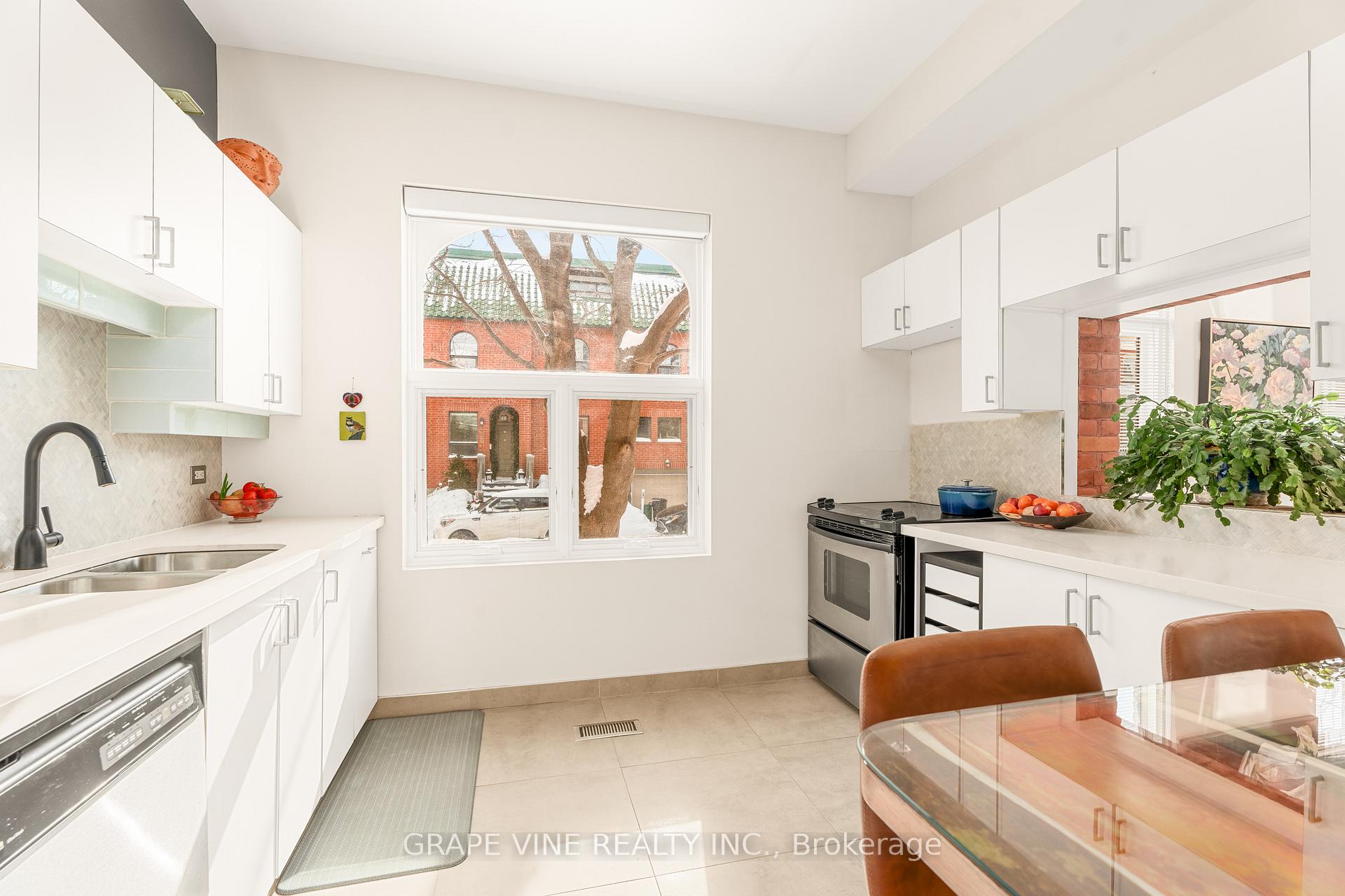 Photo 12 of 1 Patterson Avenue, Ottawa, Glebe — HOMEH