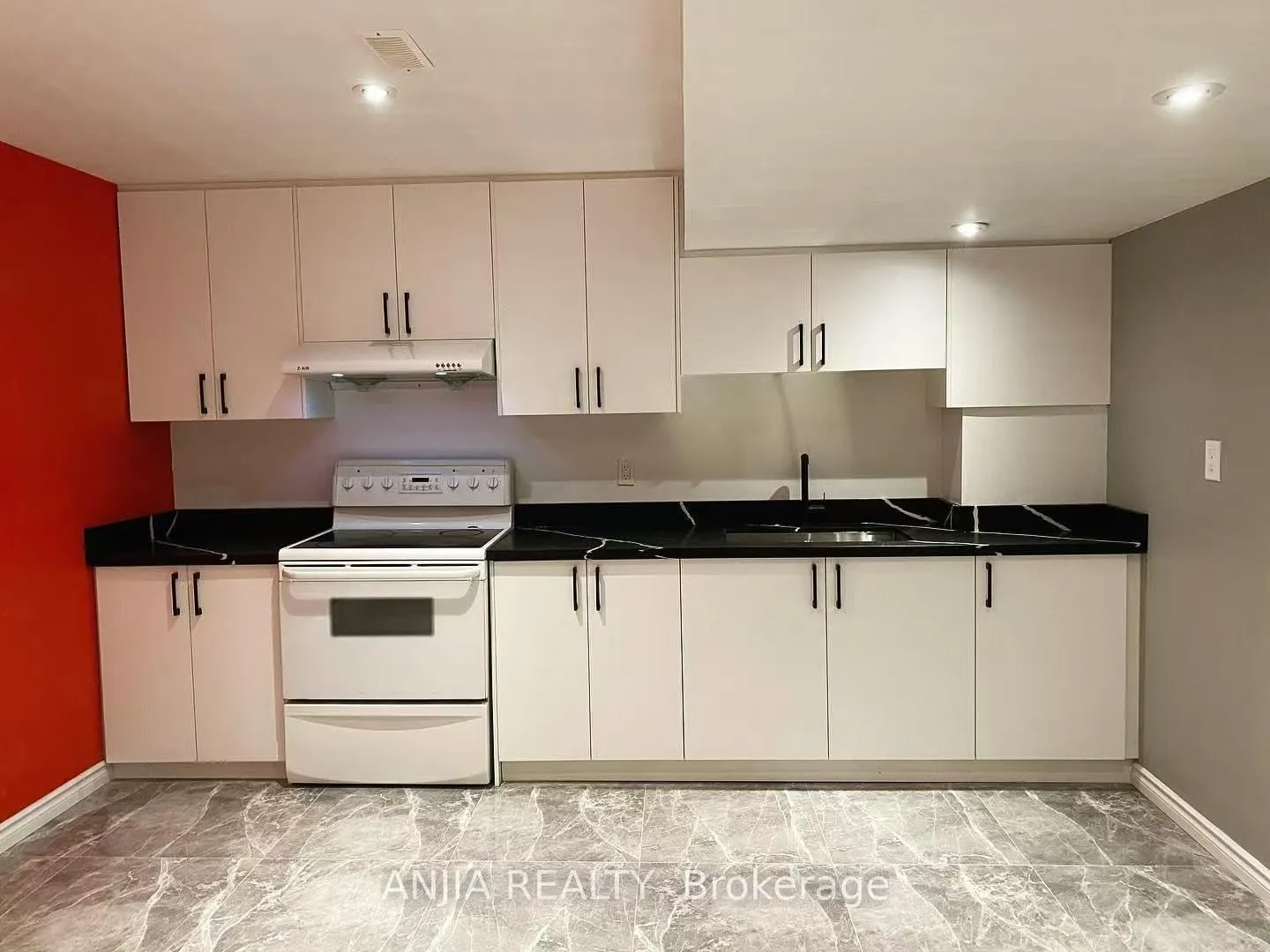 Photo 2 of Unit Basement, 3 Settlers Ridge Street, Markham, Wismer — HOMEH