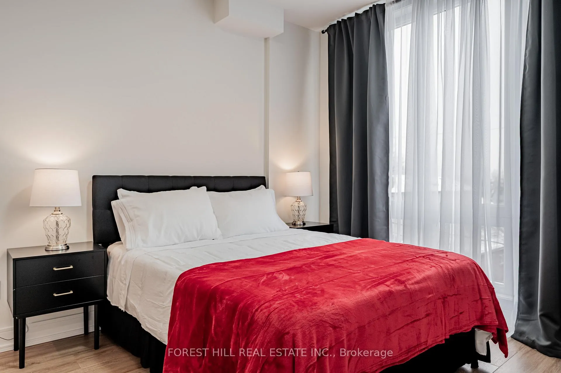 Photo 10 of Unit Unit 4, 171 Cedric Avenue, Toronto, Oakwood Village — HOMEH