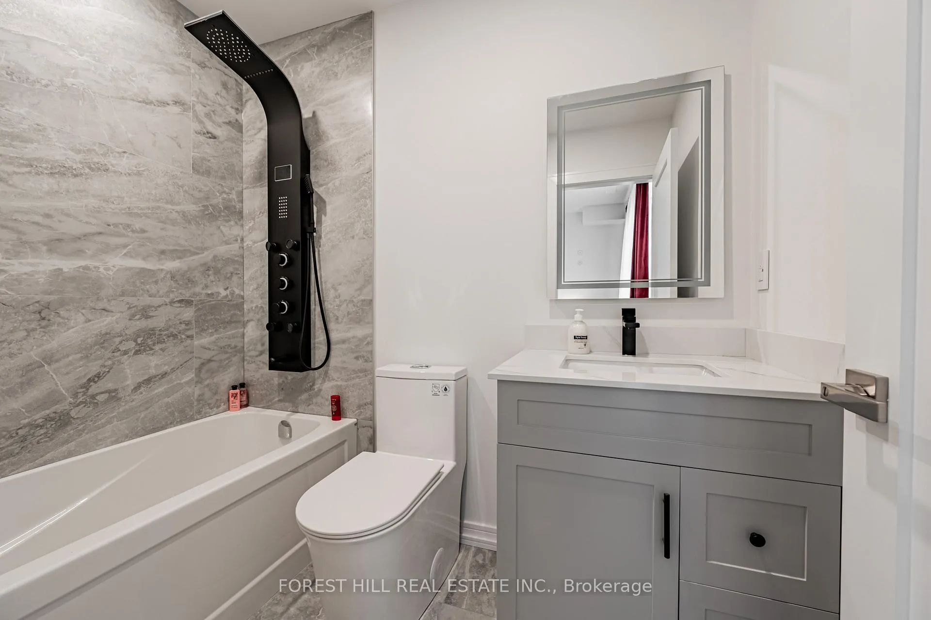 Photo 16 of Unit Unit 4, 171 Cedric Avenue, Toronto, Oakwood Village — HOMEH