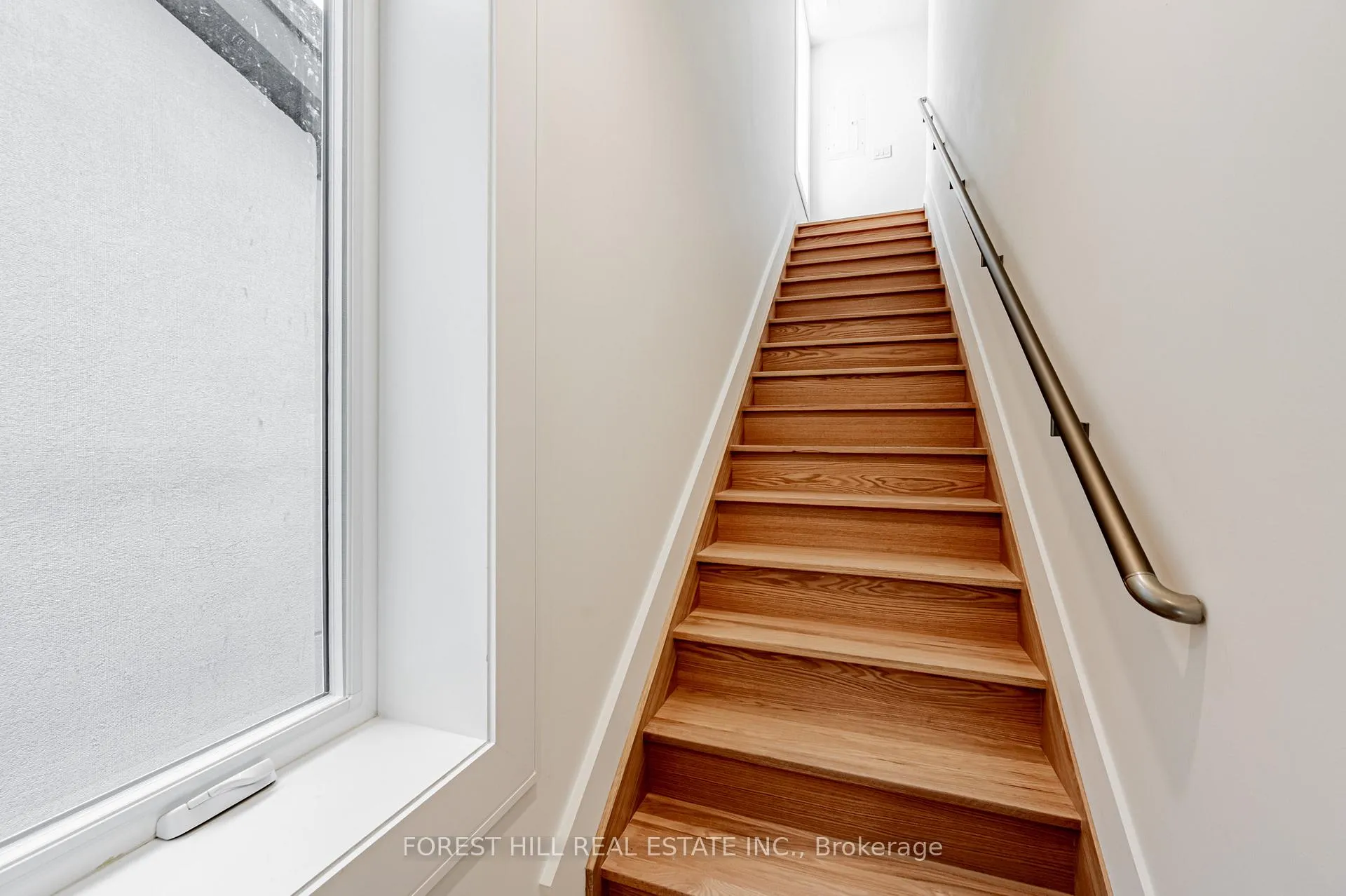 Photo 19 of Unit Unit 4, 171 Cedric Avenue, Toronto, Oakwood Village — HOMEH