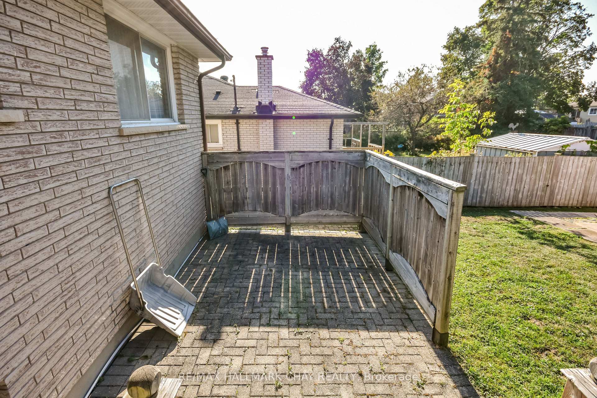 Photo 16 of 266 Grove Street E, Barrie, Wellington — HOMEH