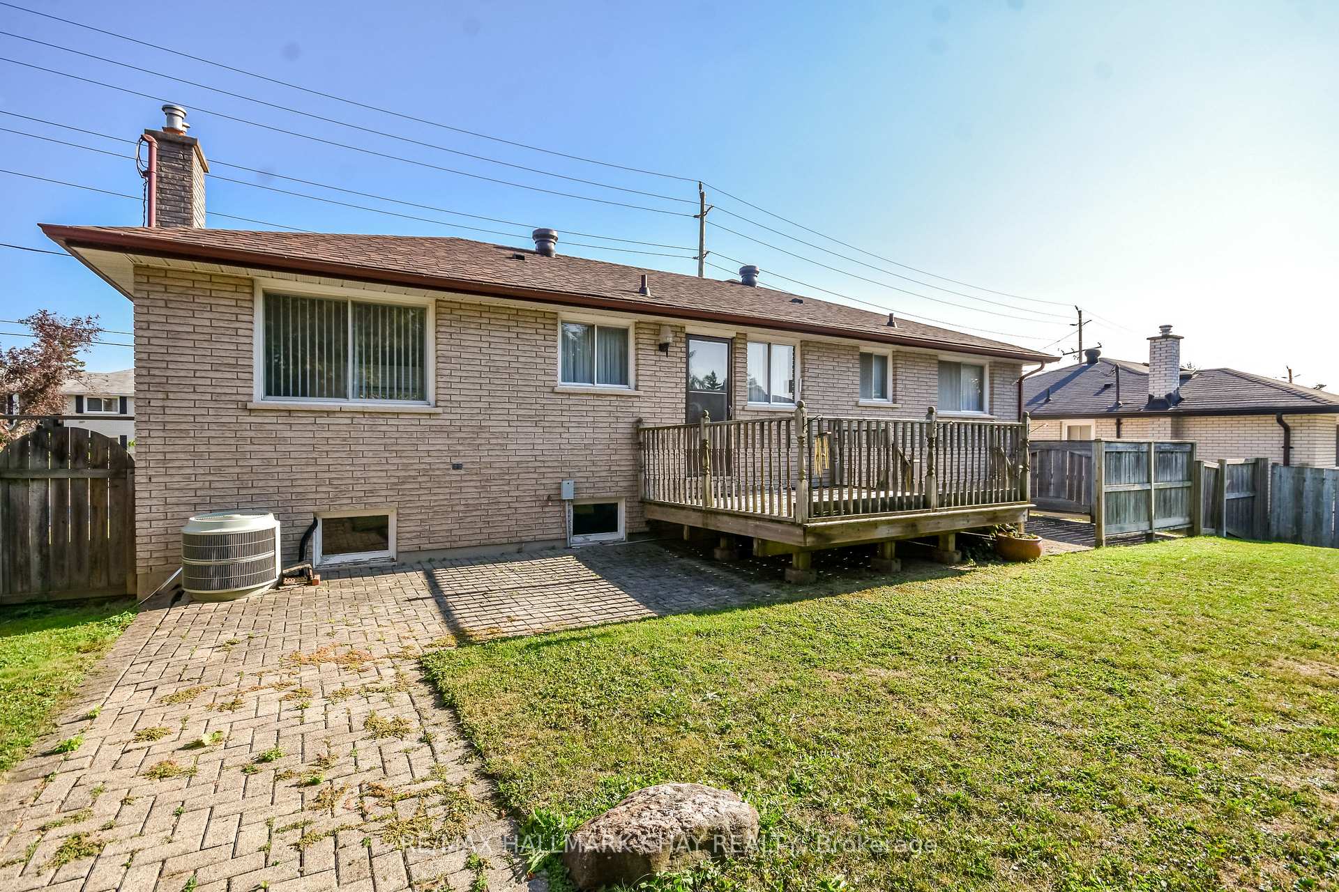 Photo 19 of 266 Grove Street E, Barrie, Wellington — HOMEH