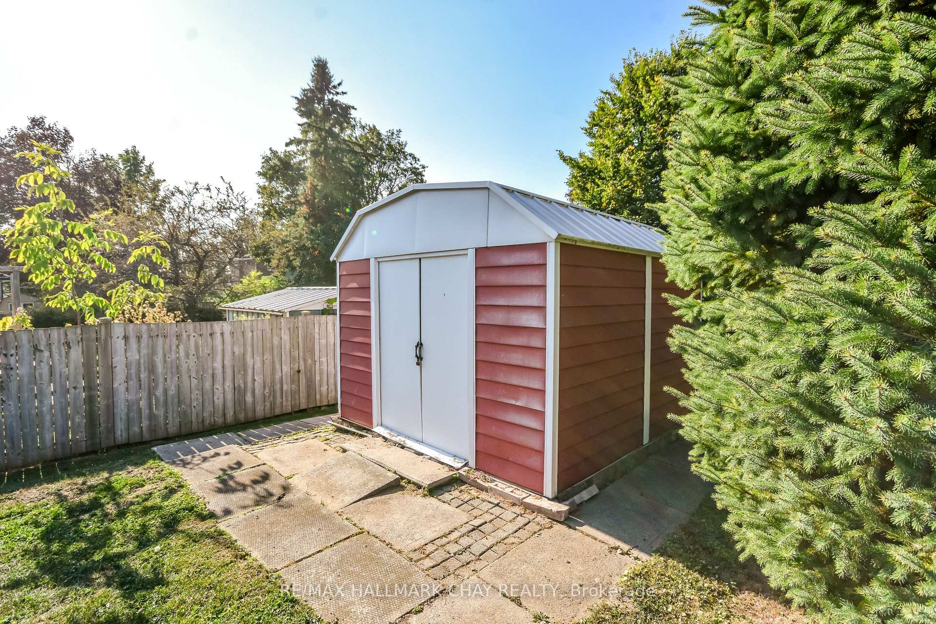 Photo 22 of 266 Grove Street E, Barrie, Wellington — HOMEH