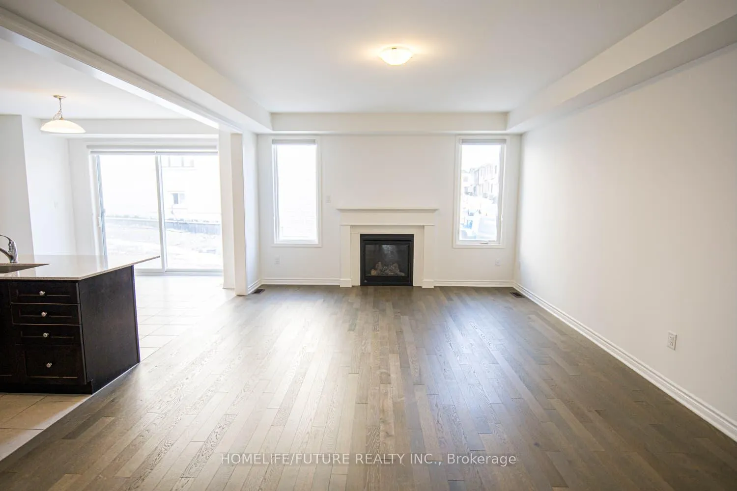 Photo 3 of 3309 Marchington Square, Pickering, Rural Pickering — HOMEH