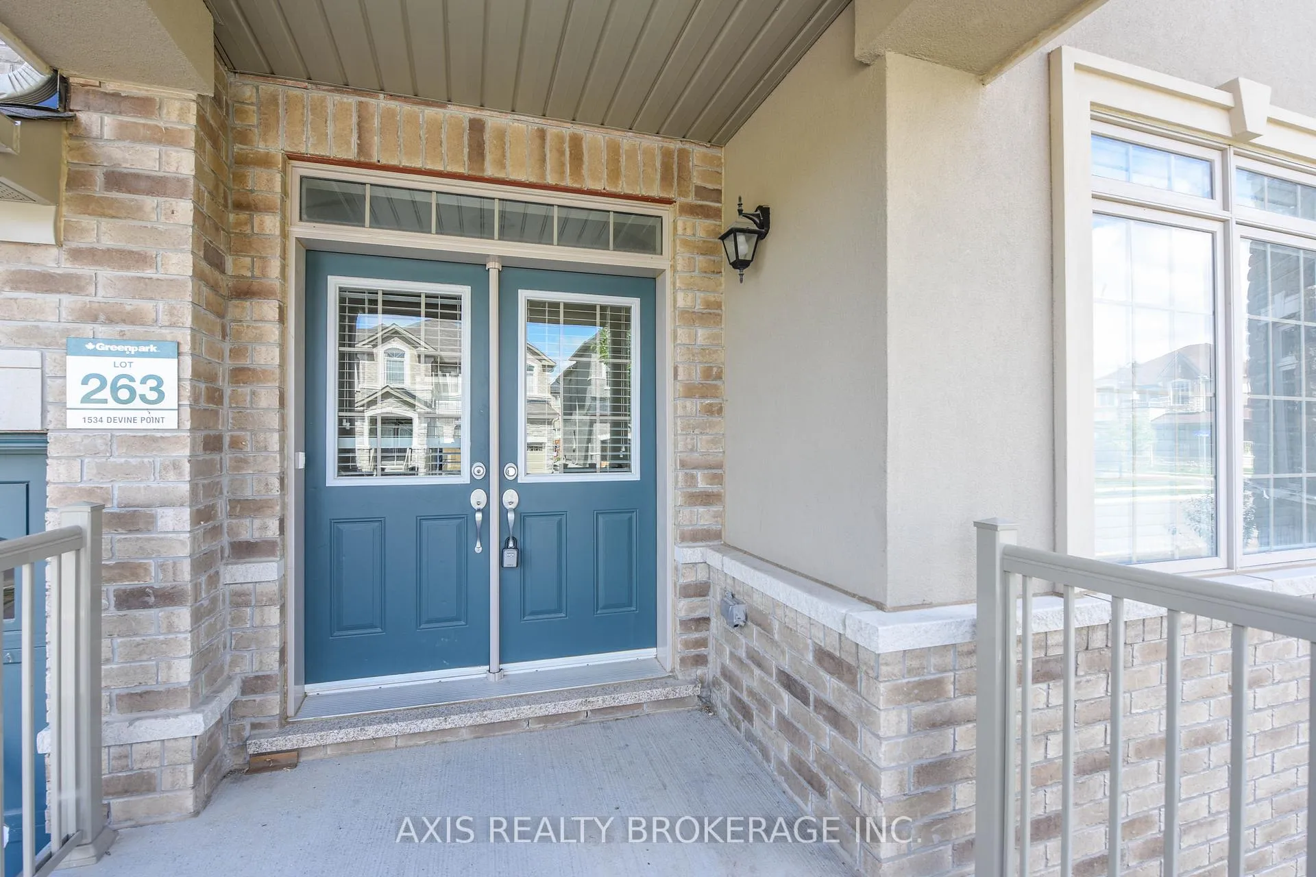 Photo 2 of 1534 Devine Point, Milton, Ford — HOMEH
