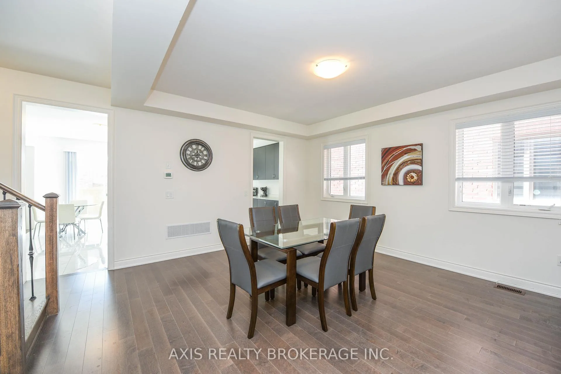 Photo 5 of 1534 Devine Point, Milton, Ford — HOMEH